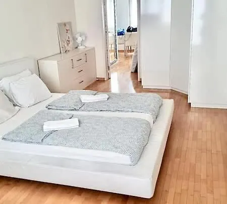 Charming Flat - Weite Apartment